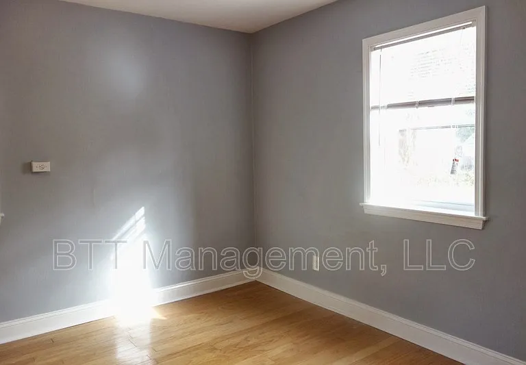 8105 Greenwood Ave #E — Photo 38