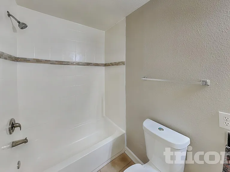 1242 Phil Oneil Dr — Photo 9