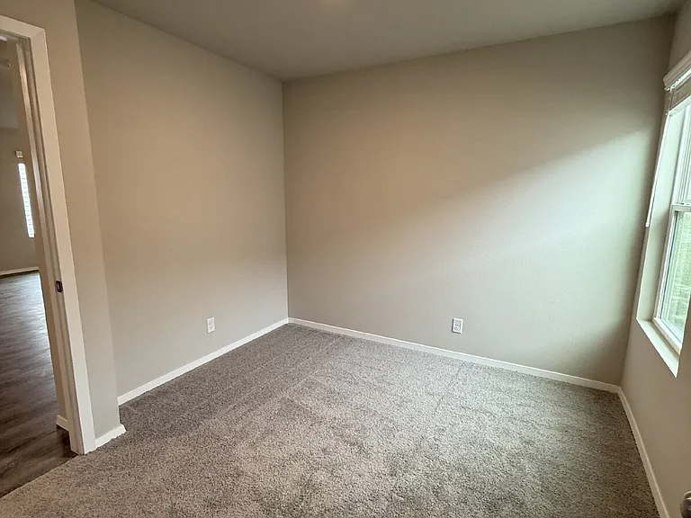316 N Cattle Dr — Photo 5