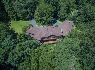 200 Steep Hill Rd, Weston, CT 06883