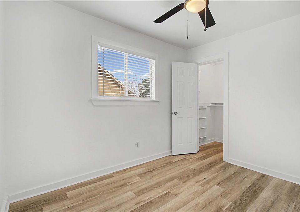 1st image of 817 Sirocco Dr #817A