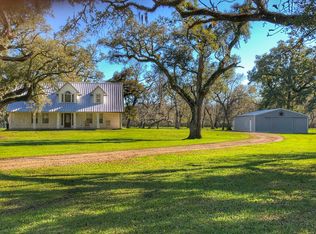 433 County Road 28, Angleton, TX 77515