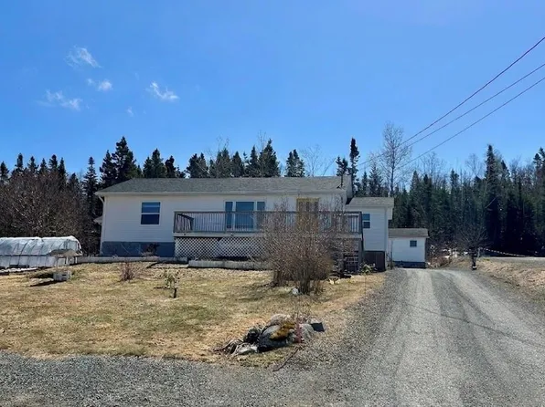 124 Riverside Road E, Glovertown, NL A0G2M0