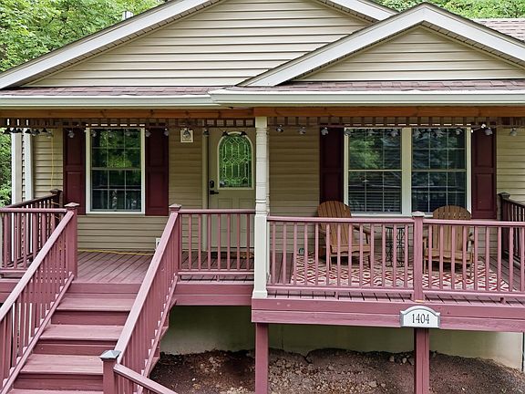 3rd image of 30 Woodview Ter