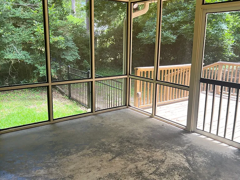 307 Dunedin Dr — Photo 25