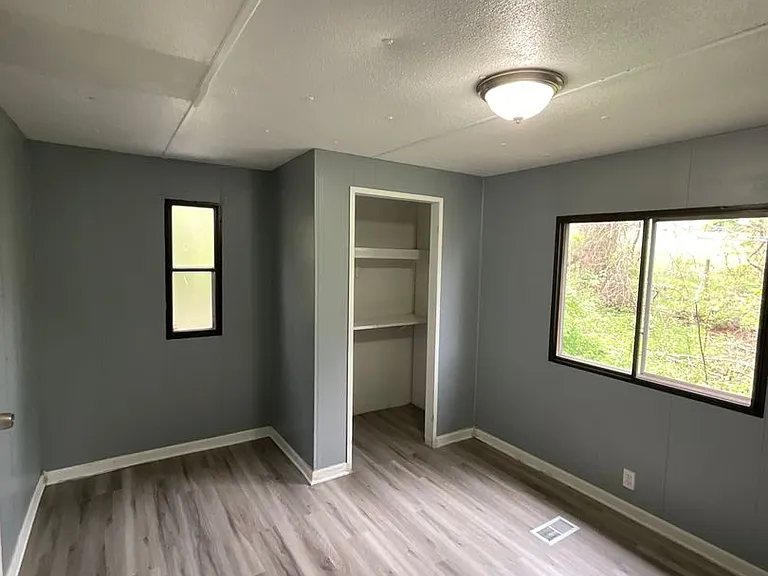 Welcome Home to Colony Park Johnson City's Hidden Gem! — Photo 11