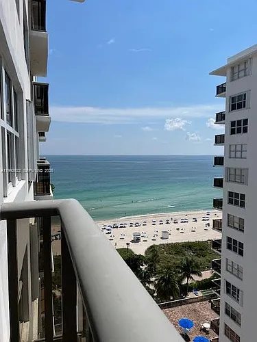 6039 Collins Ave #1506 Photo 1