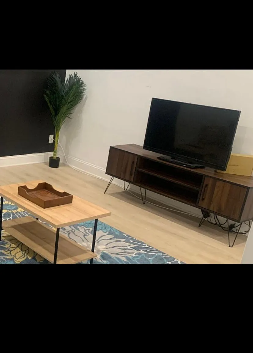 4 bed, 2404 sqft, $1,900 — Photo 4