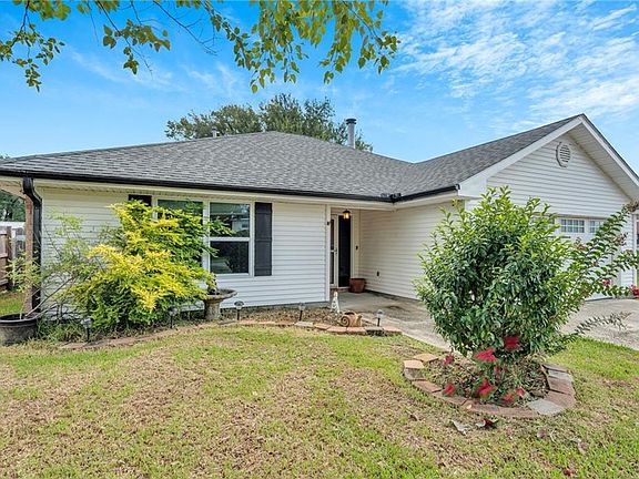 5th image of 125 Pleasant Valley Dr