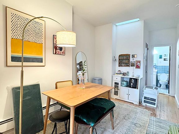 2nd image of 1450 1st Ave APT 5RS