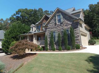 7825 Paces Ln, Gainesville, GA 30506