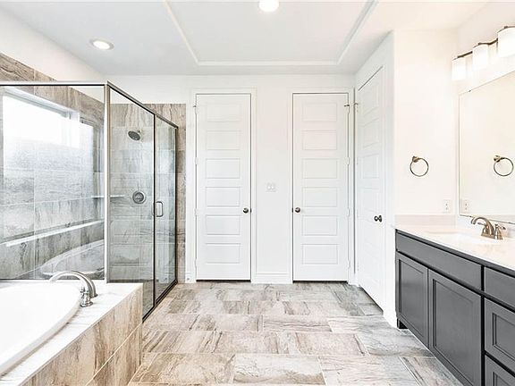 4th image of 8609 Holliday Creek Way