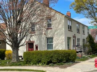 2308 E Falling Heath Pl, Milwaukee, WI 53207
