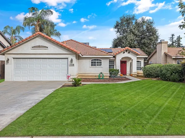1028 S Tracy Street, Visalia, CA 93292