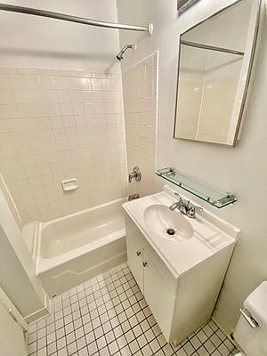 2nd image of 421 E 72nd St APT 3c