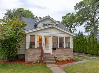 2265 Harrison Ave, Muskegon, MI 49441