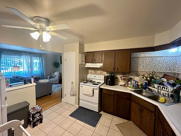 N113W15477 Francese Dr — Photo 15