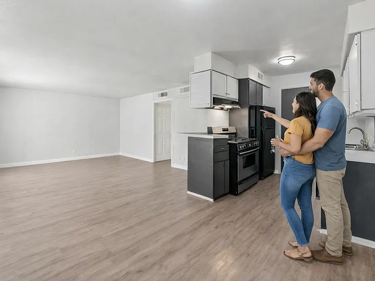 Zillow - Gobi Apartments — Photo 8