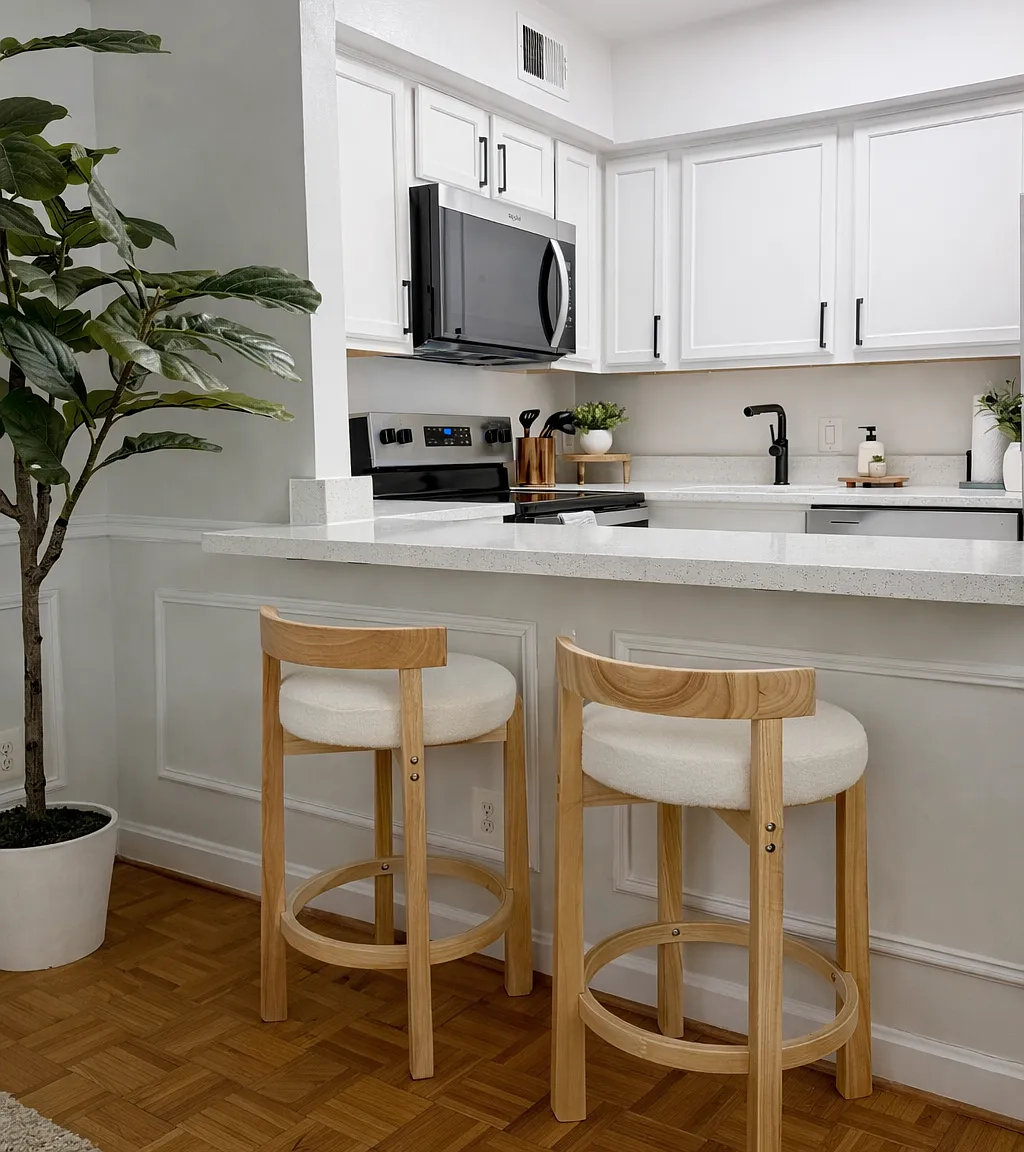 1 bed, 767 sqft, $2,050 — Photo 2