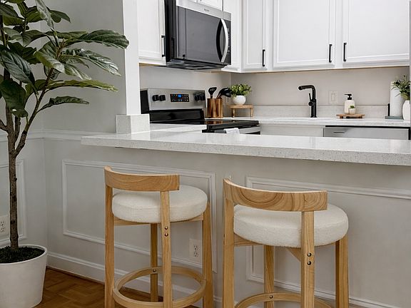 Newly Renovated Bar Top Seating