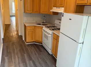 418 E 180th St FLOOR 2, Bronx, NY 10457