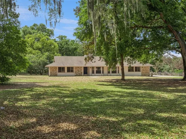 624 Hull Island Dr, Oakland, FL 34787