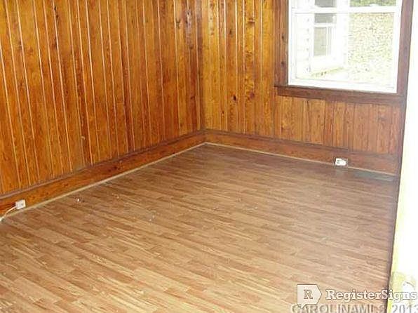 1st image of 2405 Carolina Ave