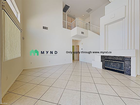 4th image of 250 Tayman Park Ave