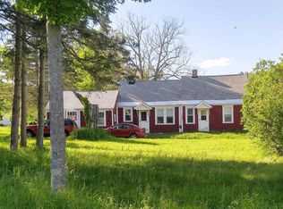 475 Route 20, Chester, MA 01011