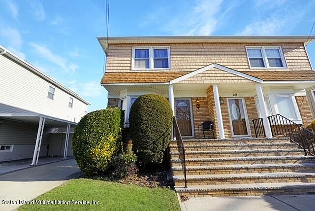 1st image of 51 Thornycroft Ave