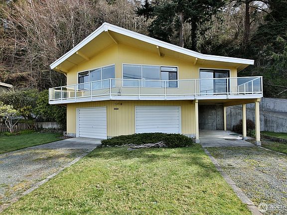 4th image of 3545 Shell Street