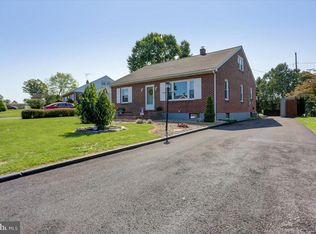 140 Highland Rd, Chambersburg, PA 17202