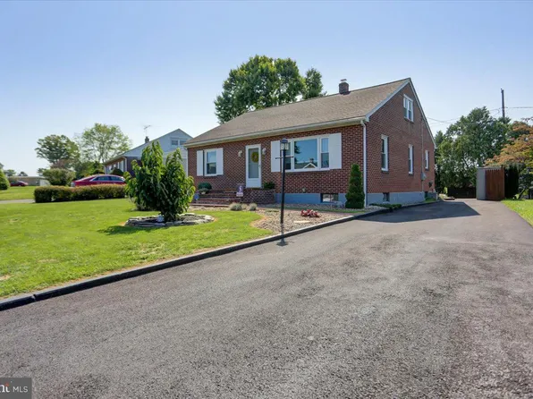 140 Highland Rd, Chambersburg, PA 17202