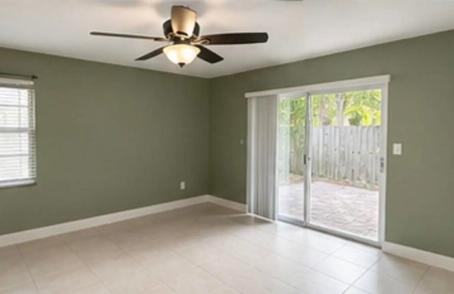 712 NE 3RD Avenue n/a, Pompano Beach, FL 33060 — Photo 4