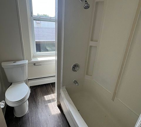 5th image of 347-349 2nd St #2