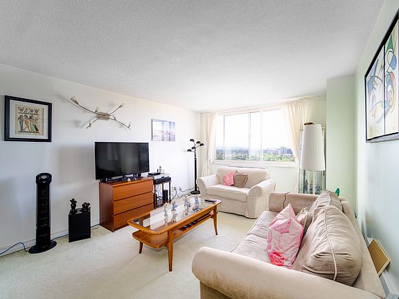 2nd image of 11817 Union Tpke APT 17A