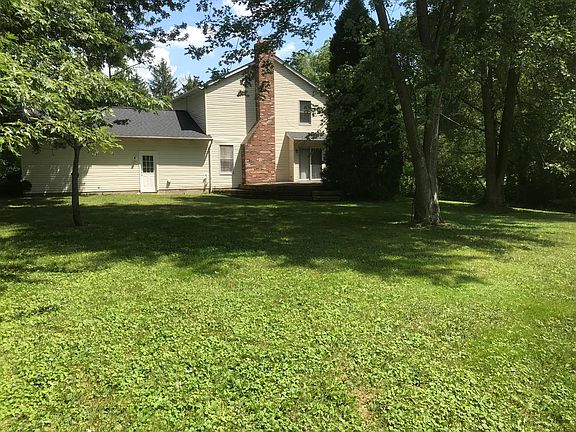 2nd image of 1566 Barlow Rd