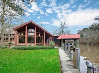 31807 River Pines Dr, Springfield, LA 70462
