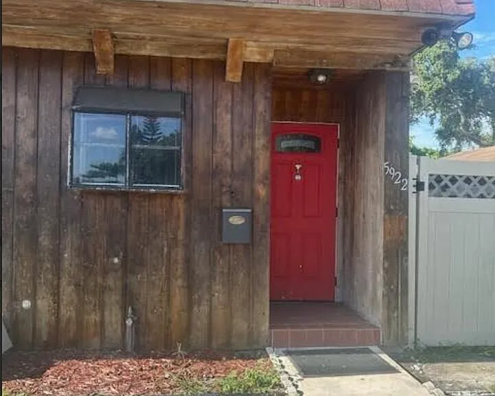 5922 Thomas St — Photo 2