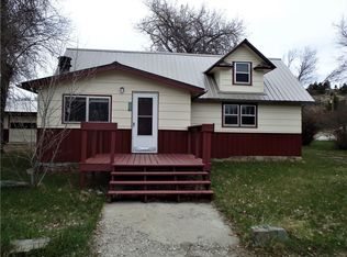 303 4th Ave W, Ryegate, MT 59074