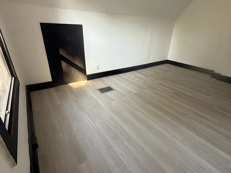 22 Weider St — Photo 27