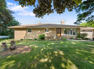 4211 County Road Kw, Port Washington, WI 53074
