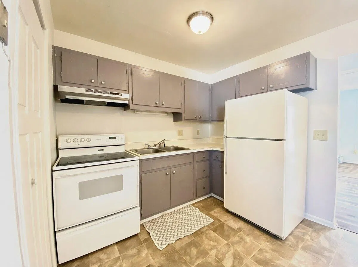 2 bed, 1.0 bath, 864 sqft, $1,199 — Photo 4