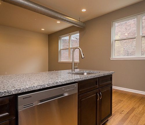 5th image of 2422 Frankford Ave #6