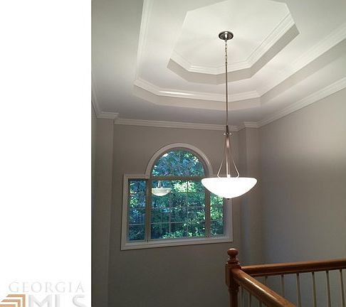 2-Story Entry with Double Trey Ceiling