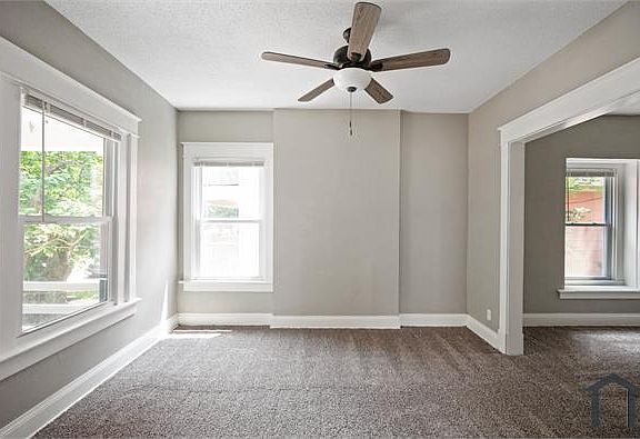 5th image of 128 N White Ave