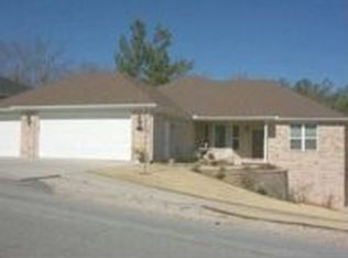 55 Allison Dr, Bella Vista, AR 72715
