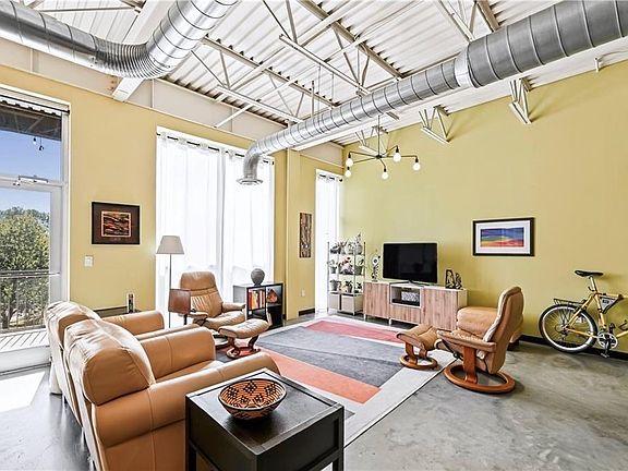 2nd image of 5200 Peachtree Rd APT 3313