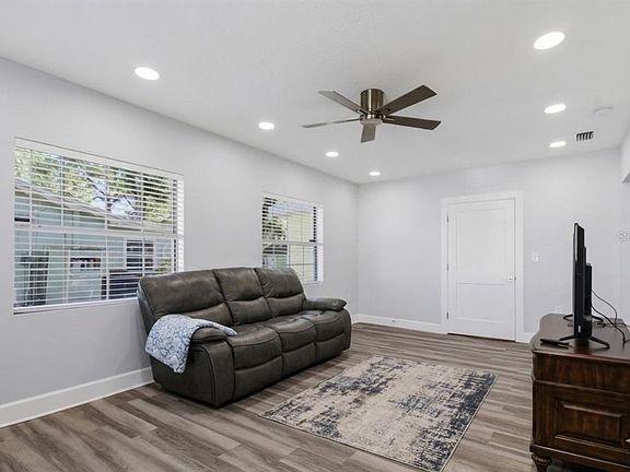 4th image of 4509 26TH AVENUE S