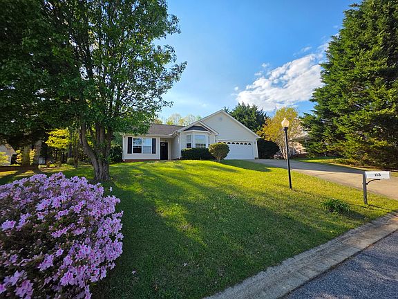 4th image of 113 Skilton Dr